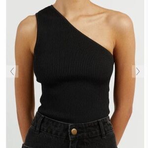 Dissh black asymmetrical knit tank s